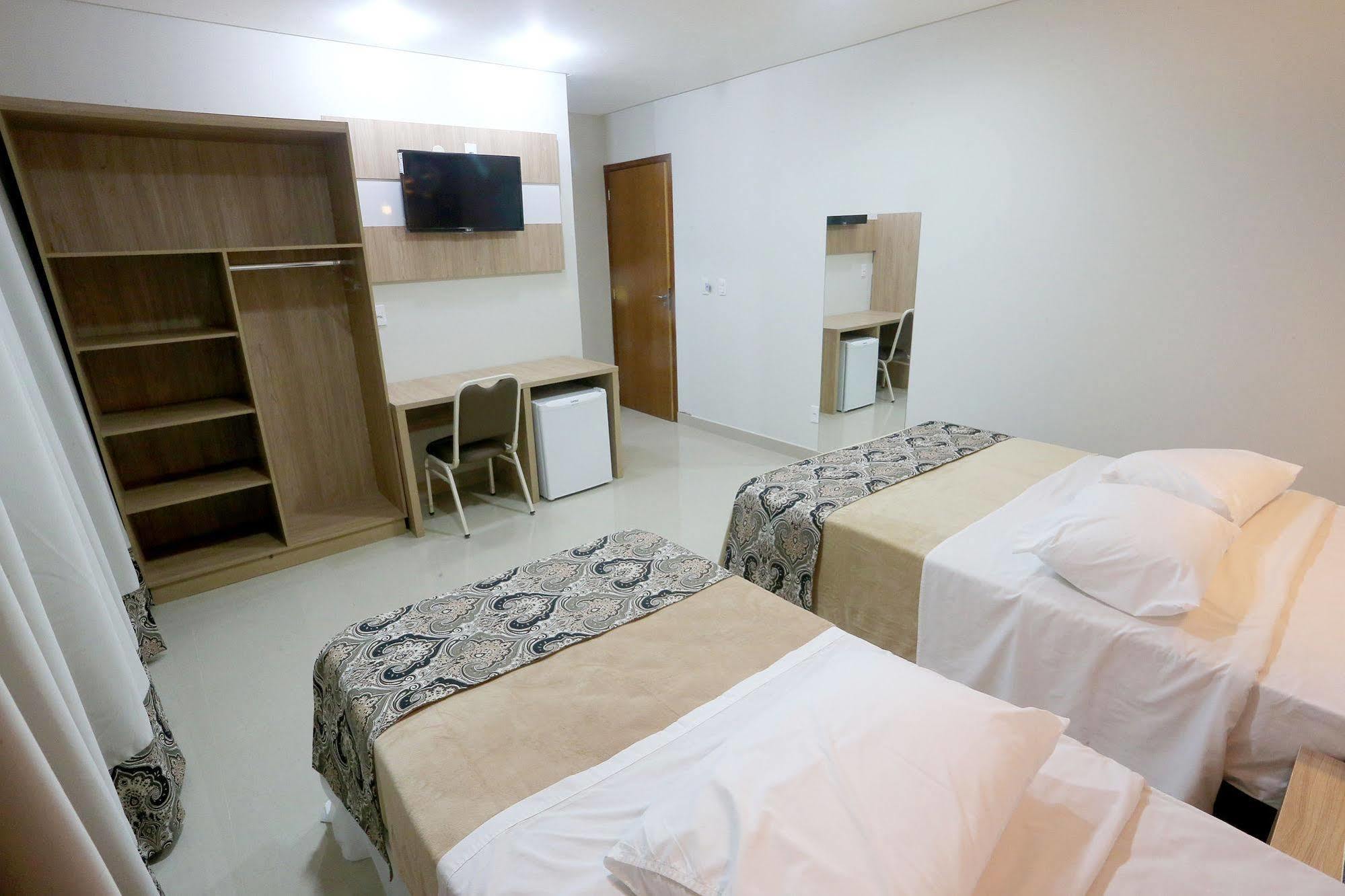 Hotel Plaza Cascavel كاسكافيل المظهر الخارجي الصورة